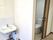 洗面台とトイレの入口