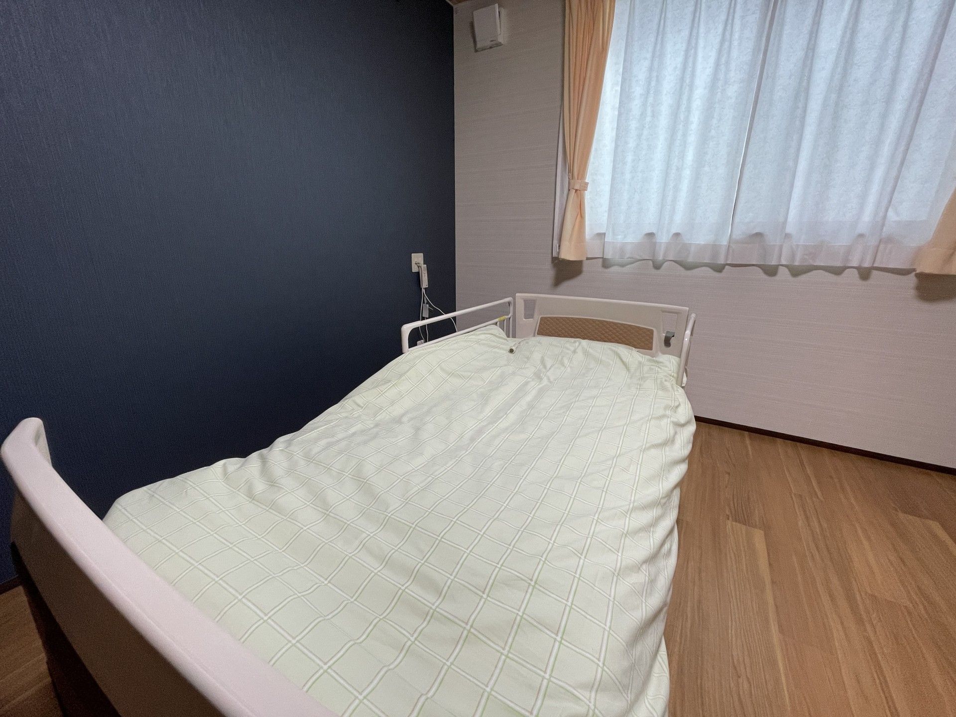 快適な個室の寝室