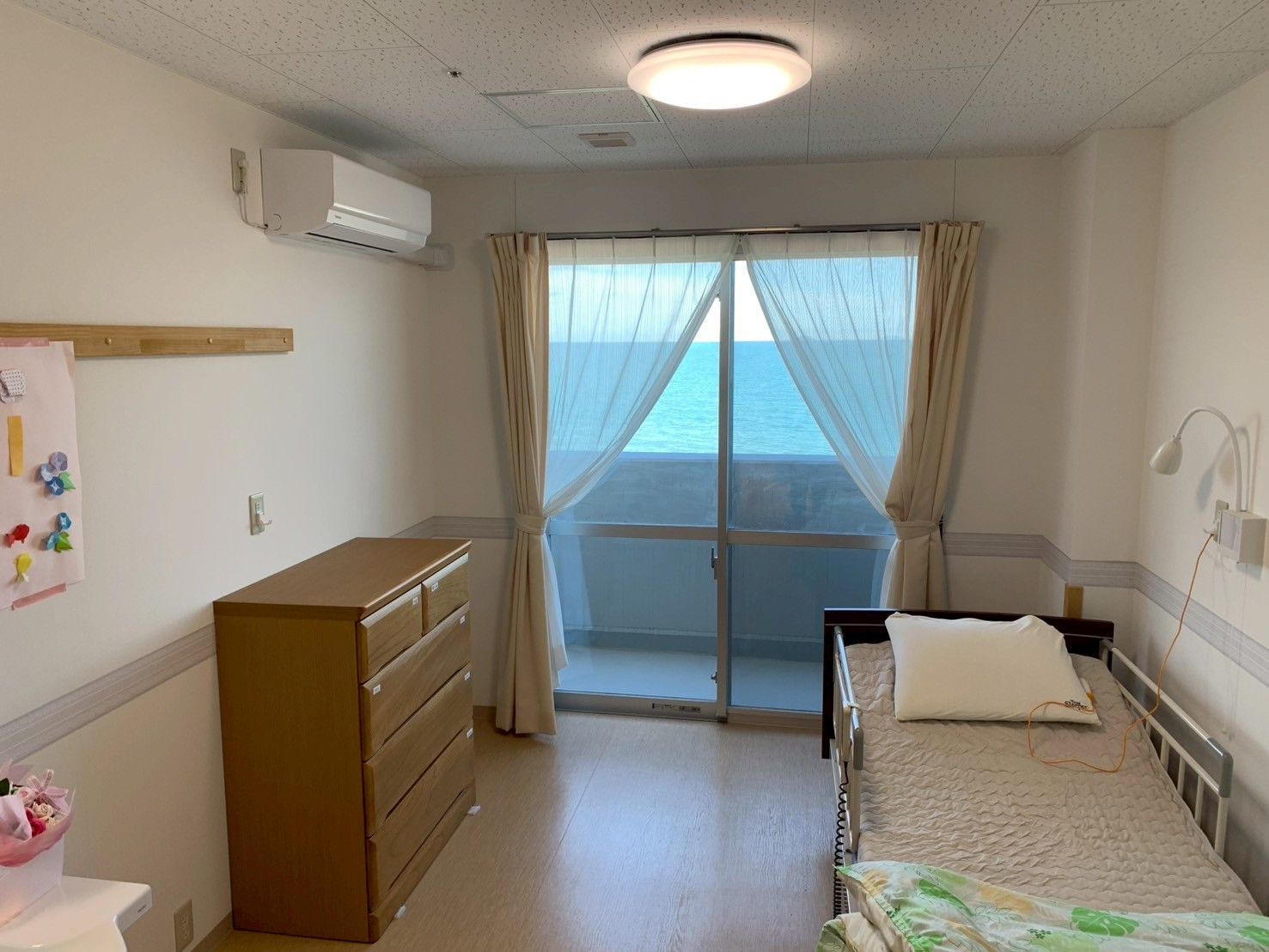 海が見える居室