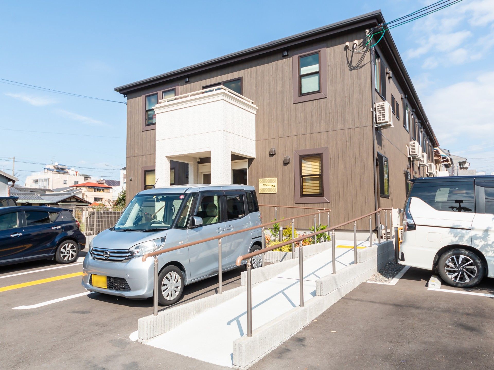 駐車場がある建物