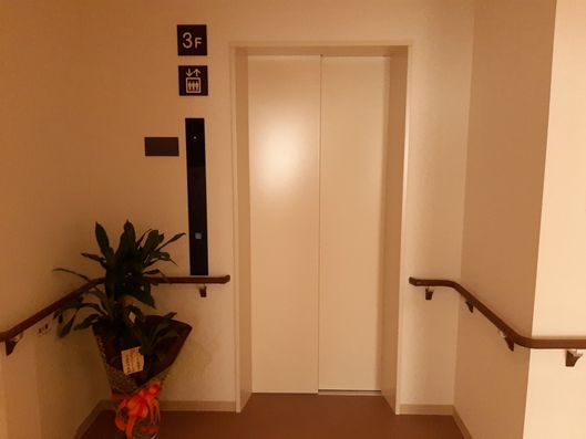 エレベーター