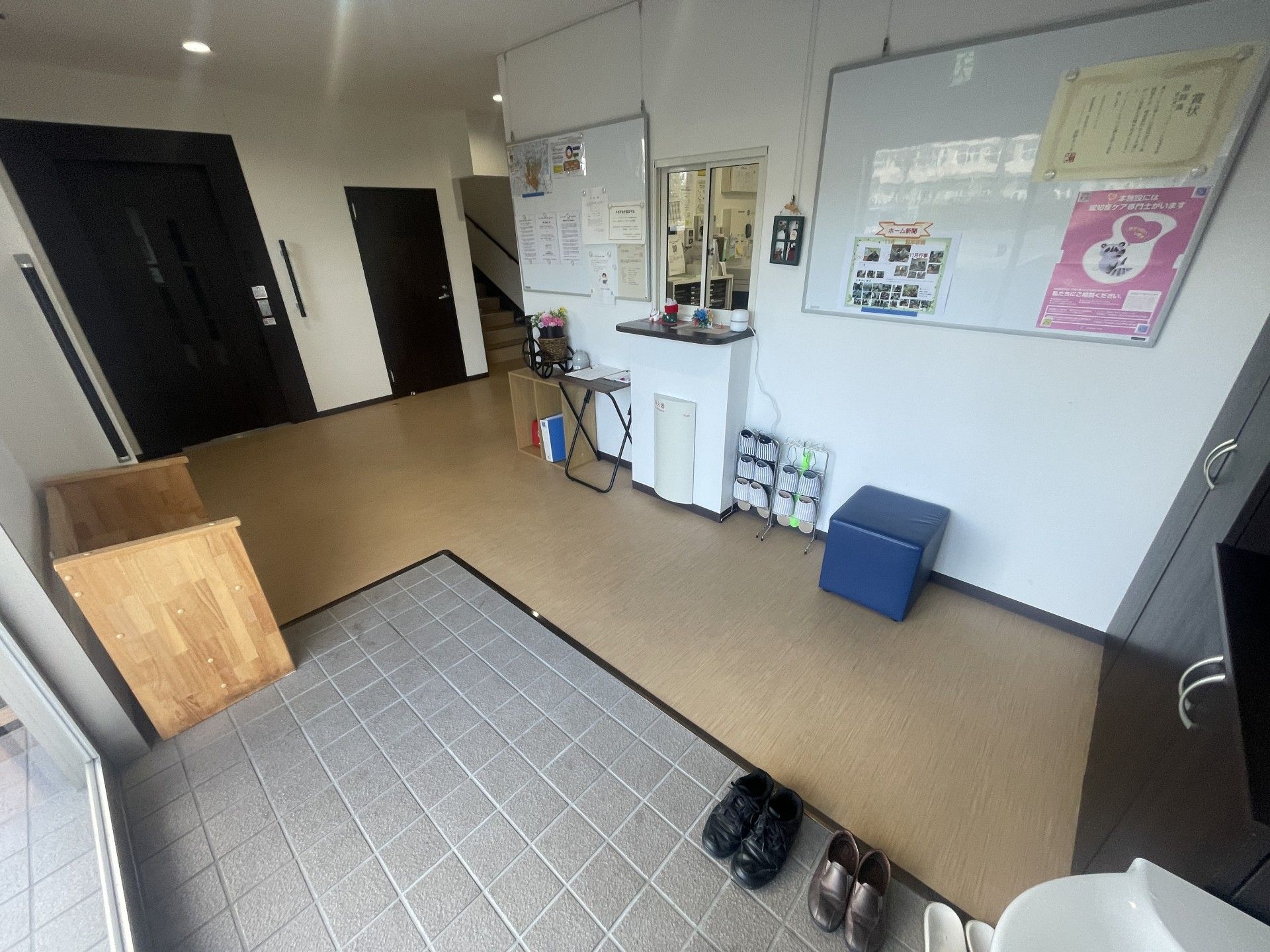 広々とした玄関スペース