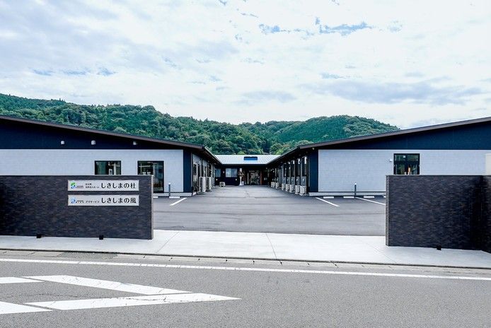 建物と自然