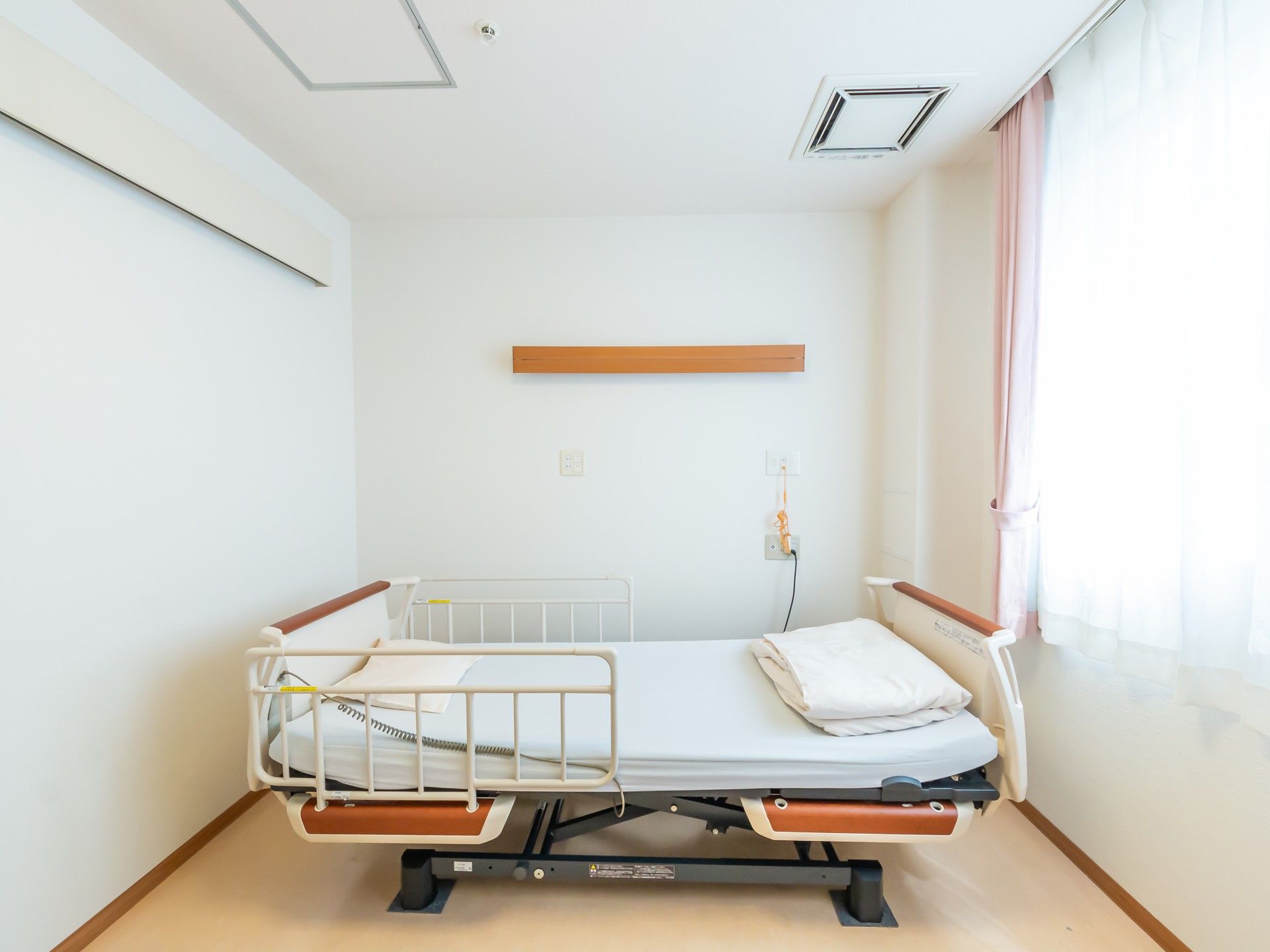 快適な個室の寝室