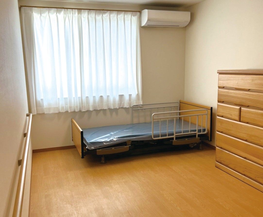 廊下と部屋の扉