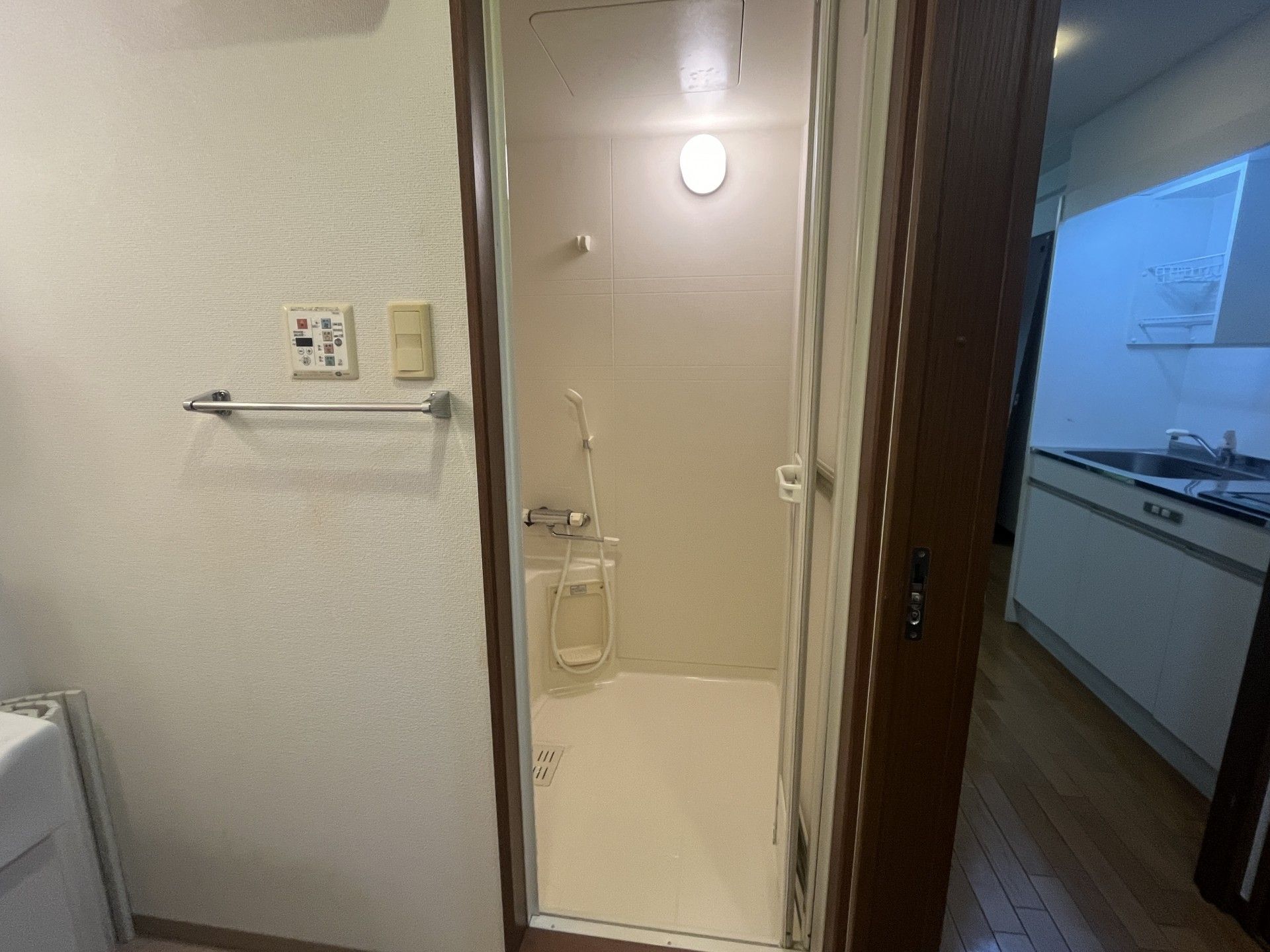 バリアフリーのシャワールーム