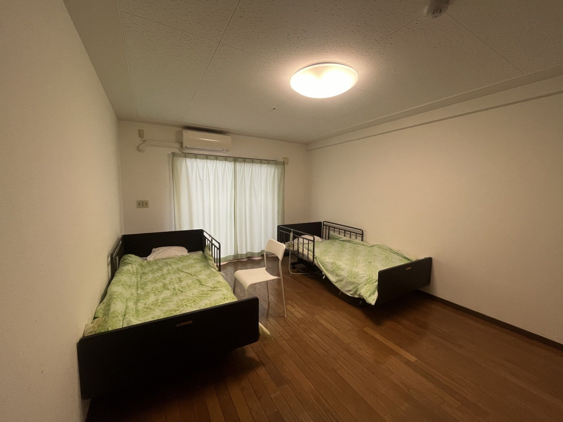お話をしているご入居者