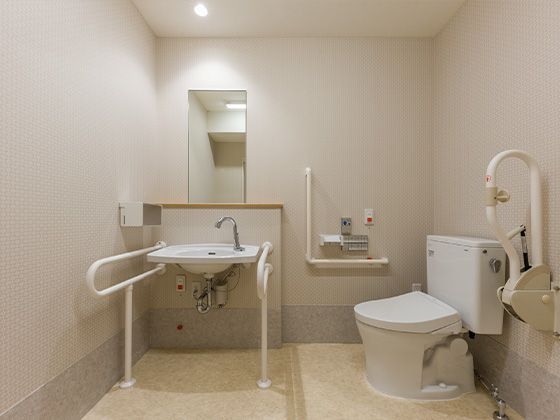 安全に配慮したトイレ設備