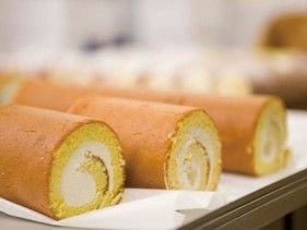 美味しそうなロールケーキ料理