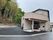 新しい建物の入口