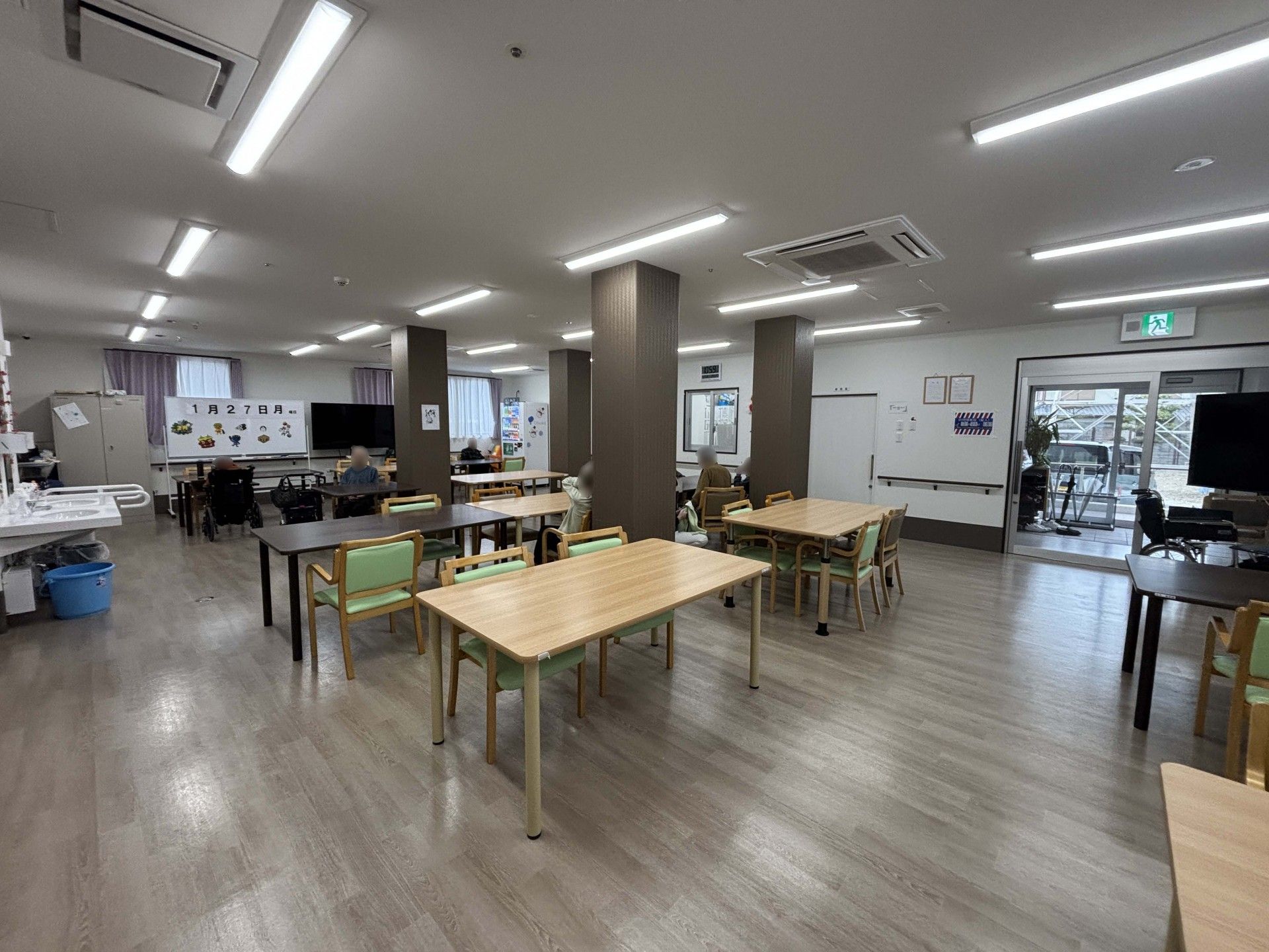 医療スタッフとご入居者様