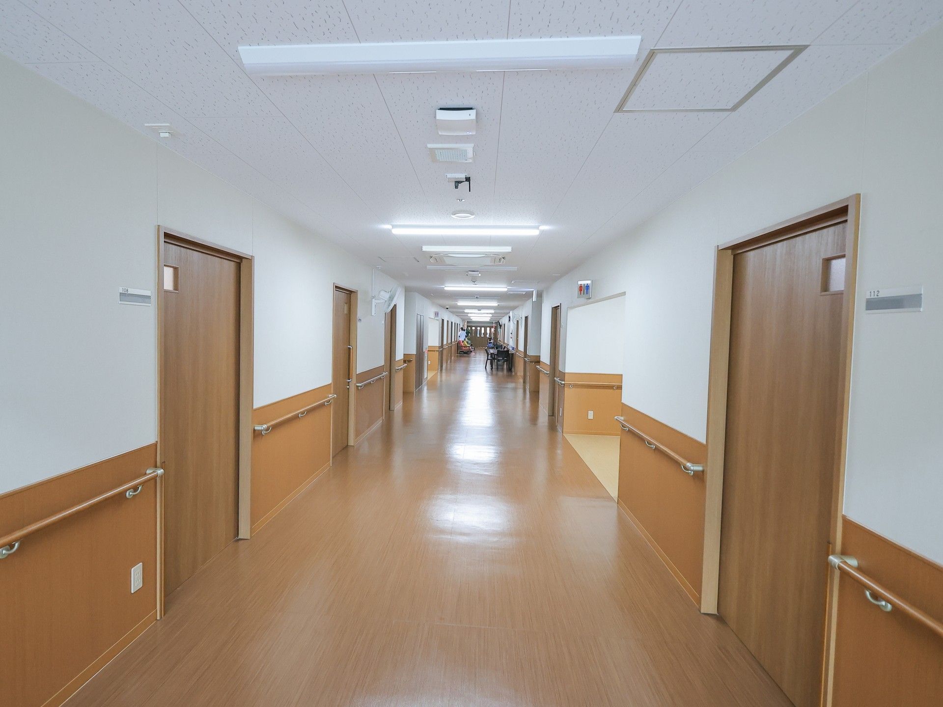 清潔な廊下の風景