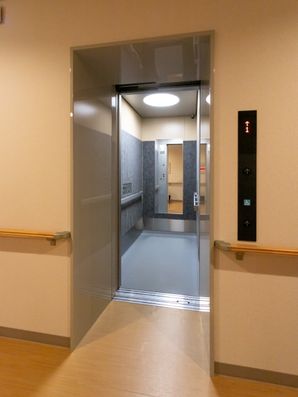 エレベーター