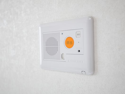 呼び出しボタン