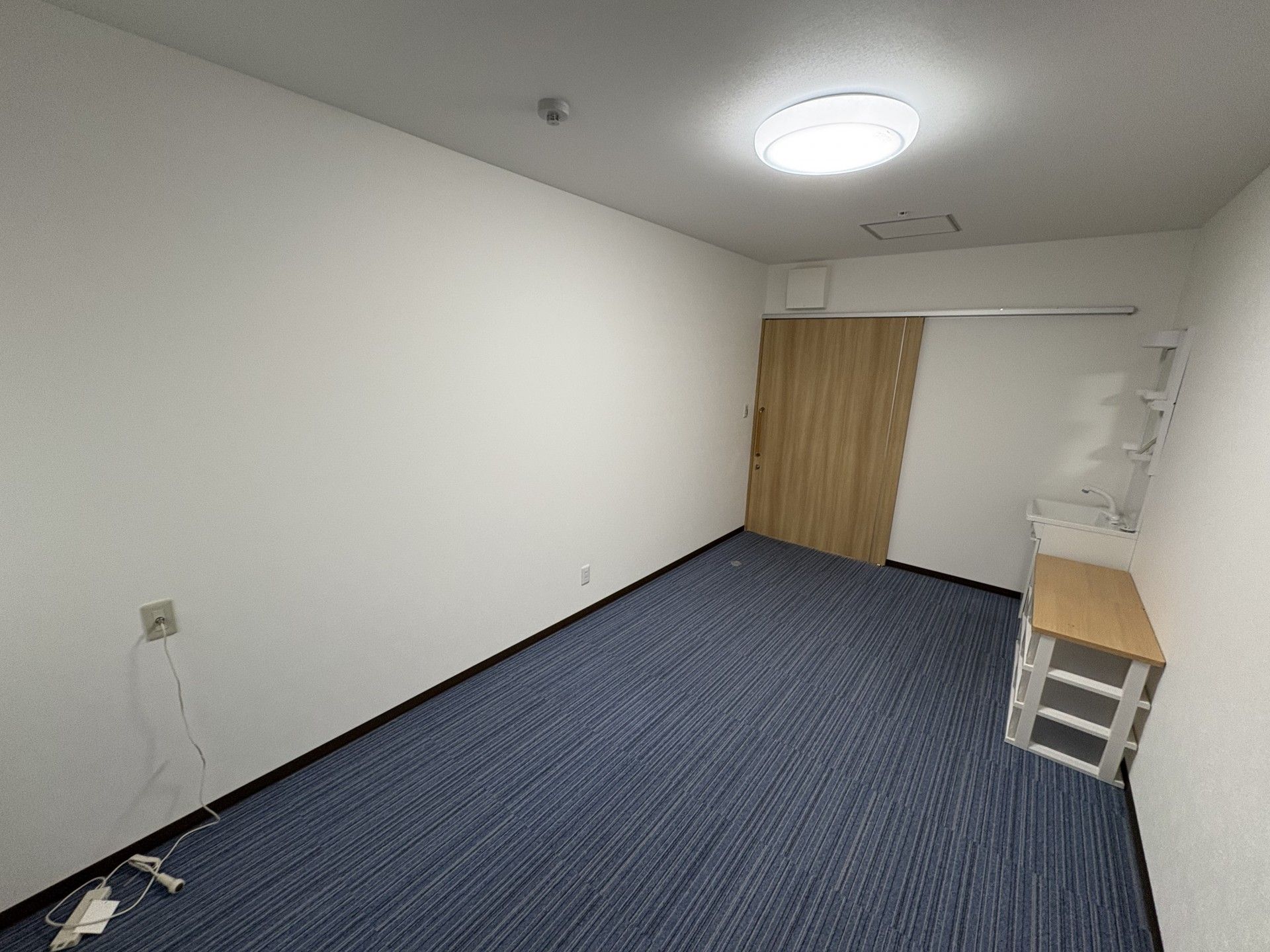 シンプルな個室