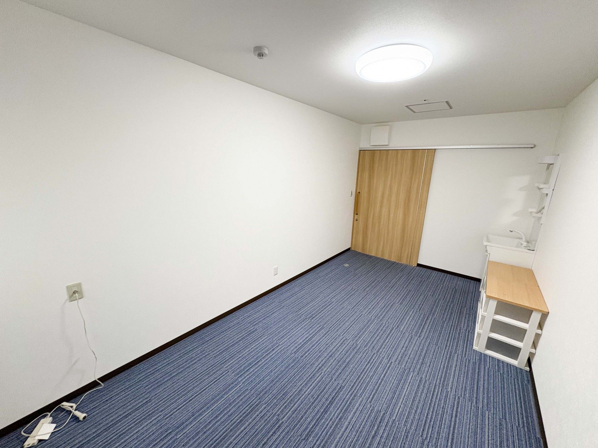 シンプルな個室