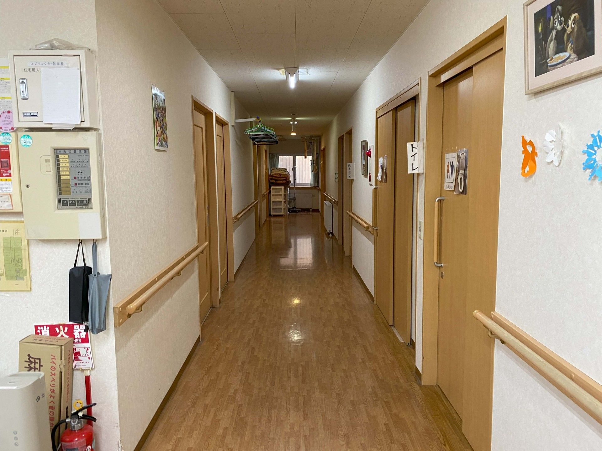 温かみのある廊下