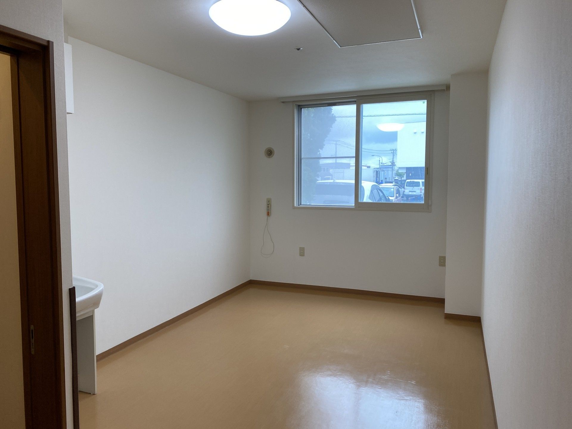 介護ベッドが設置されている。