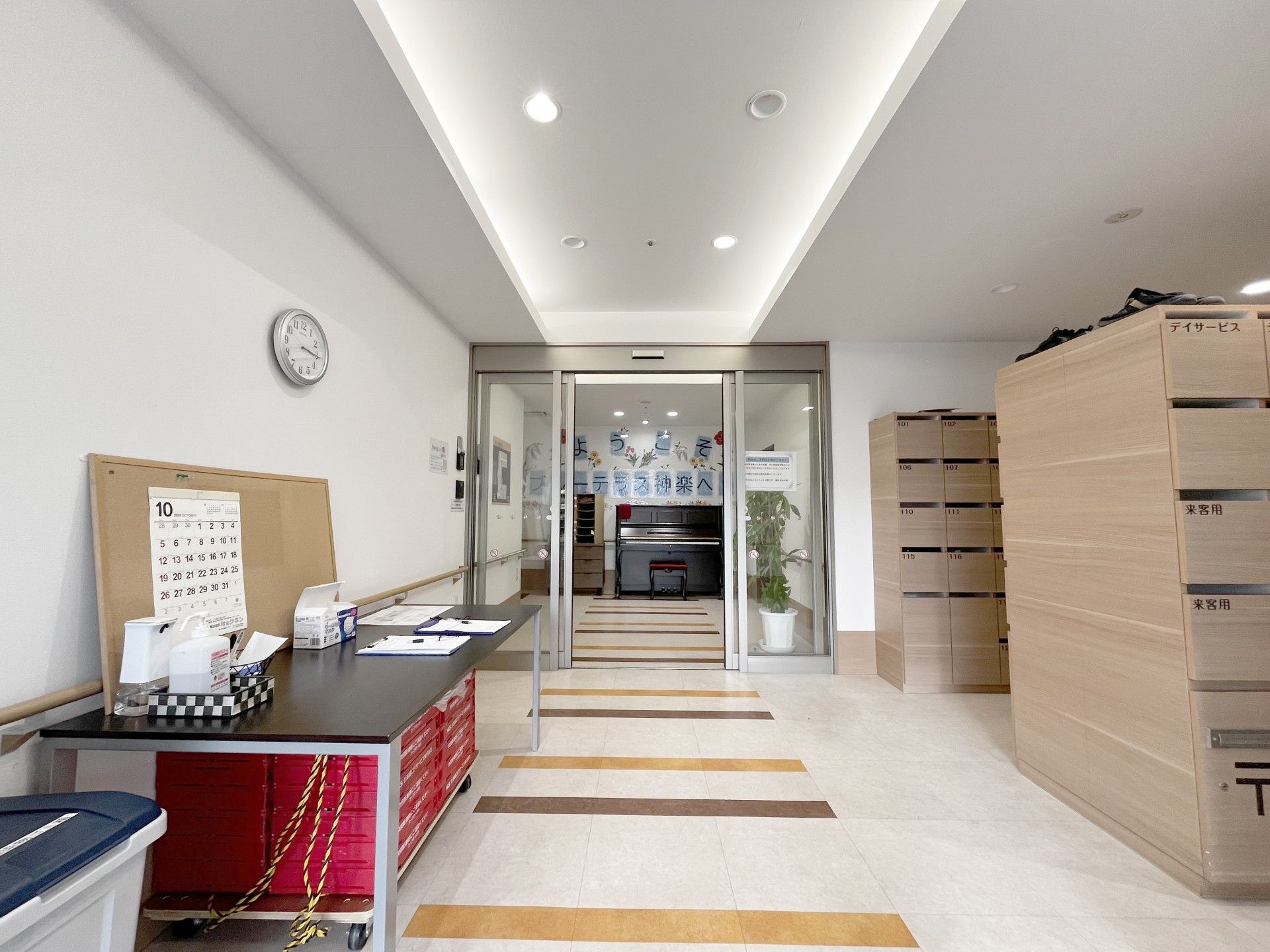 明るいエントランス