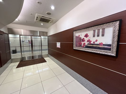 エントランスホール