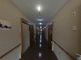 明るい廊下の様子