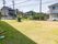 広々とした緑の庭園