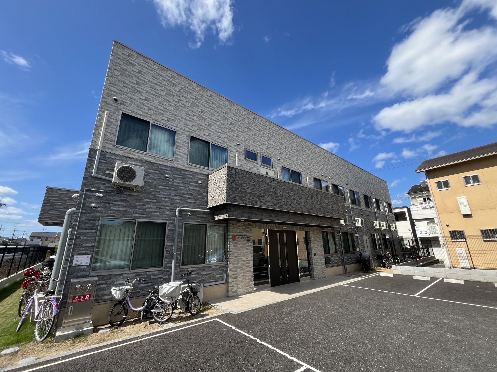 快適な施設の外観