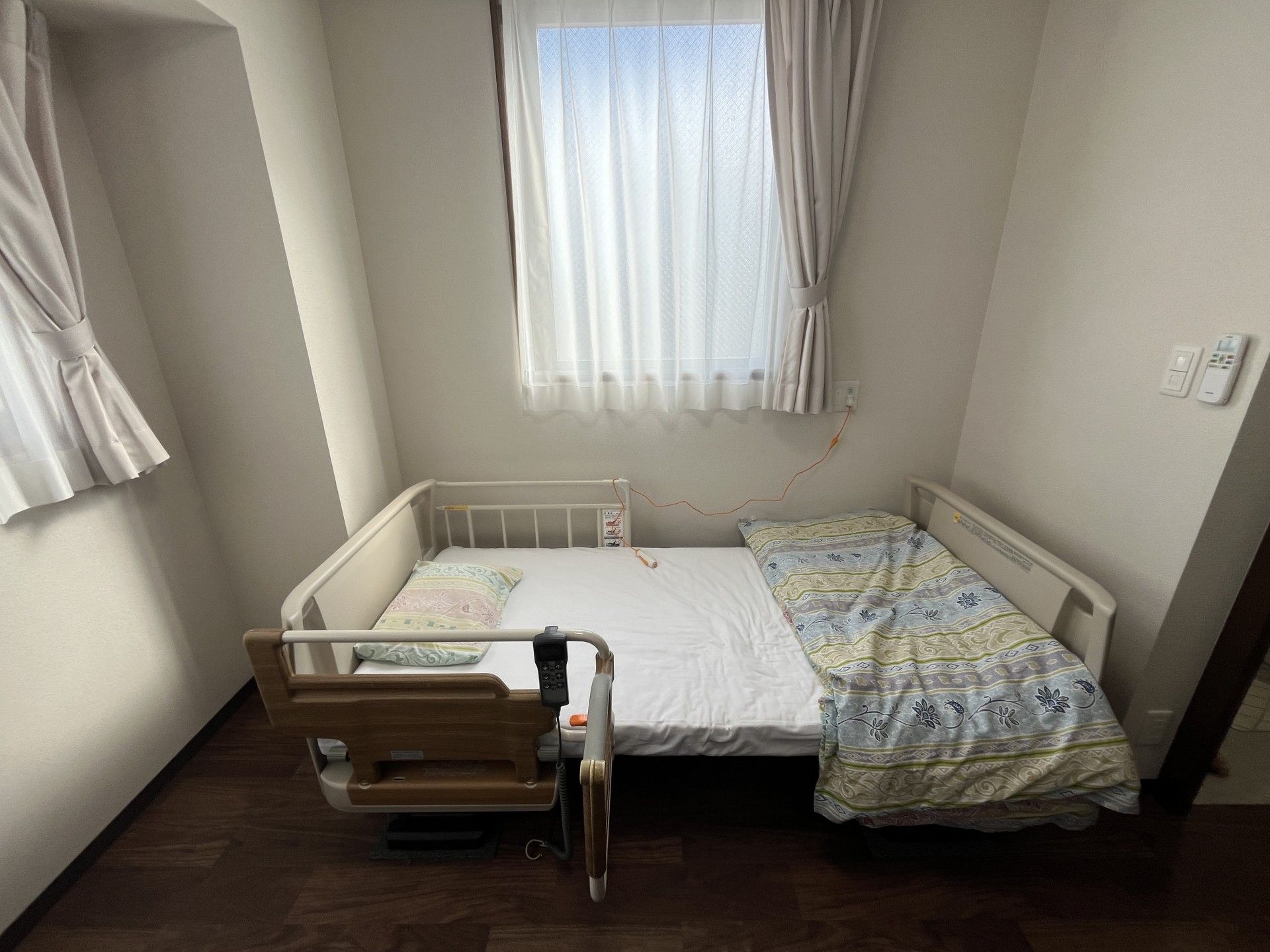 快適な個室の寝室