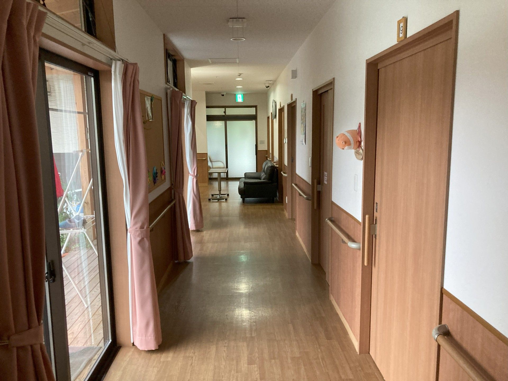 温かみのある廊下