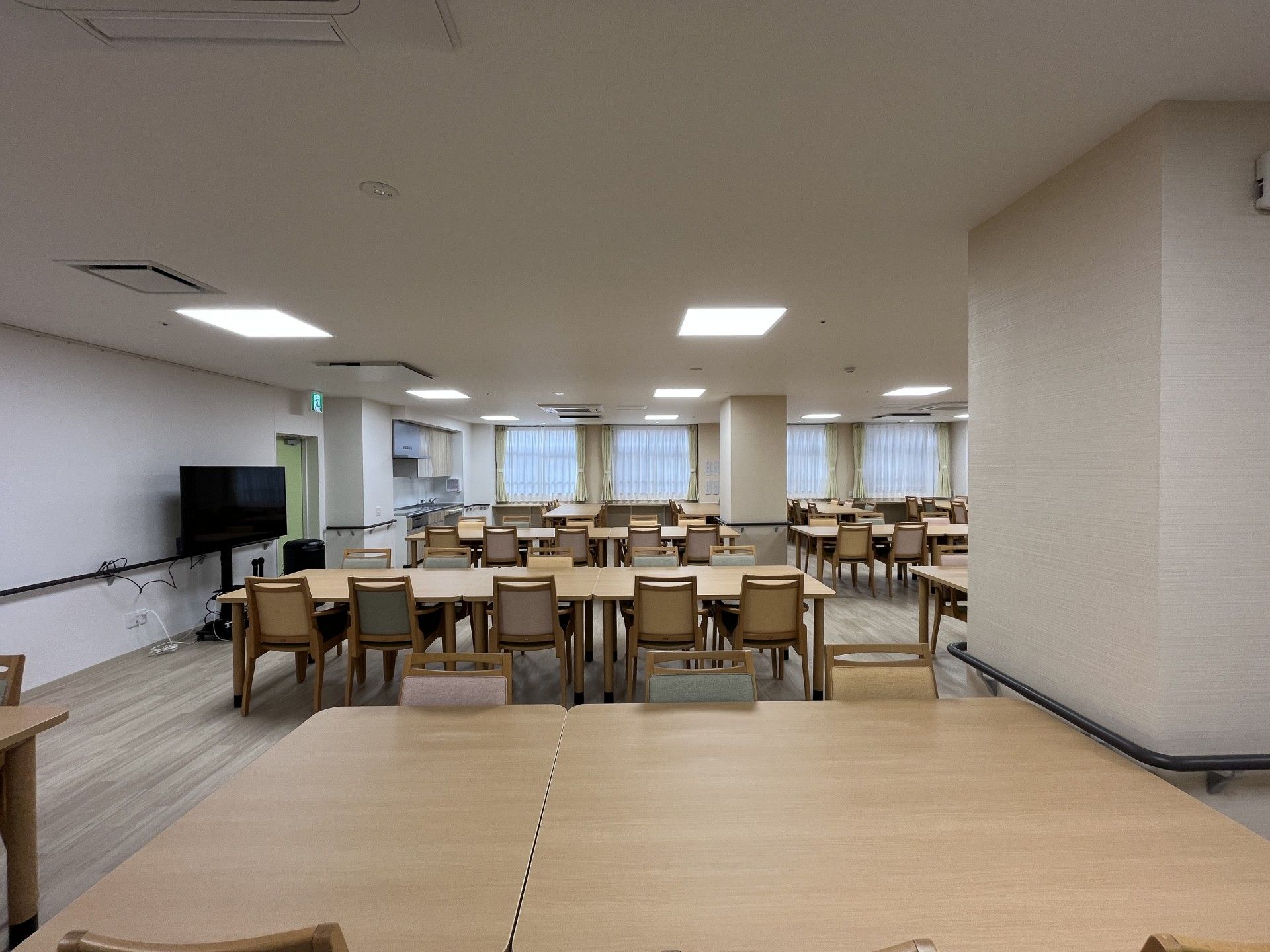 広々とした食堂