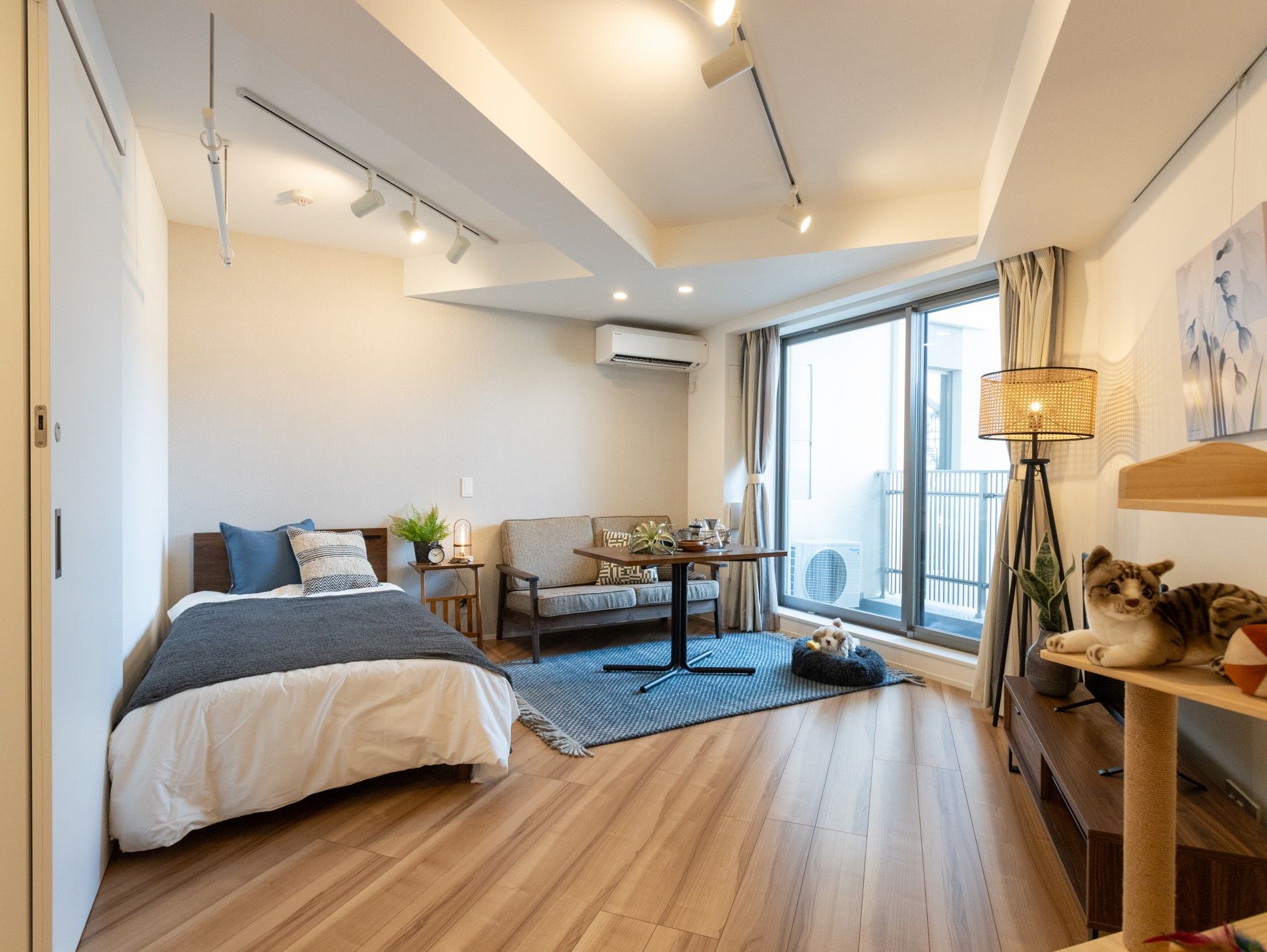 落ち着いた雰囲気の居室