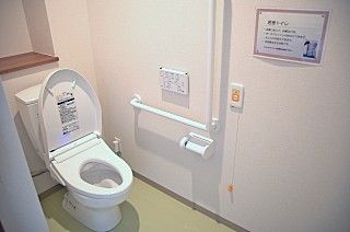 バリアフリーのトイレ設備