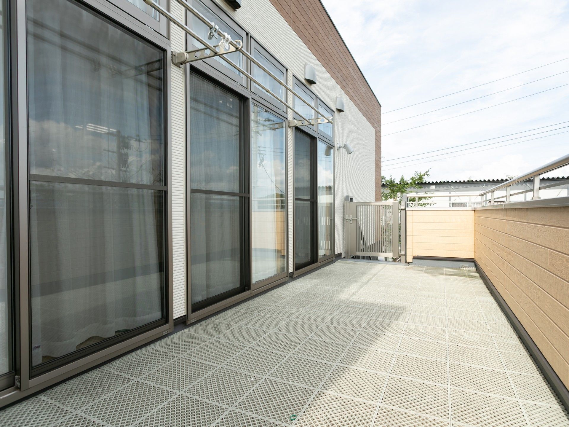 開放的なバルコニー