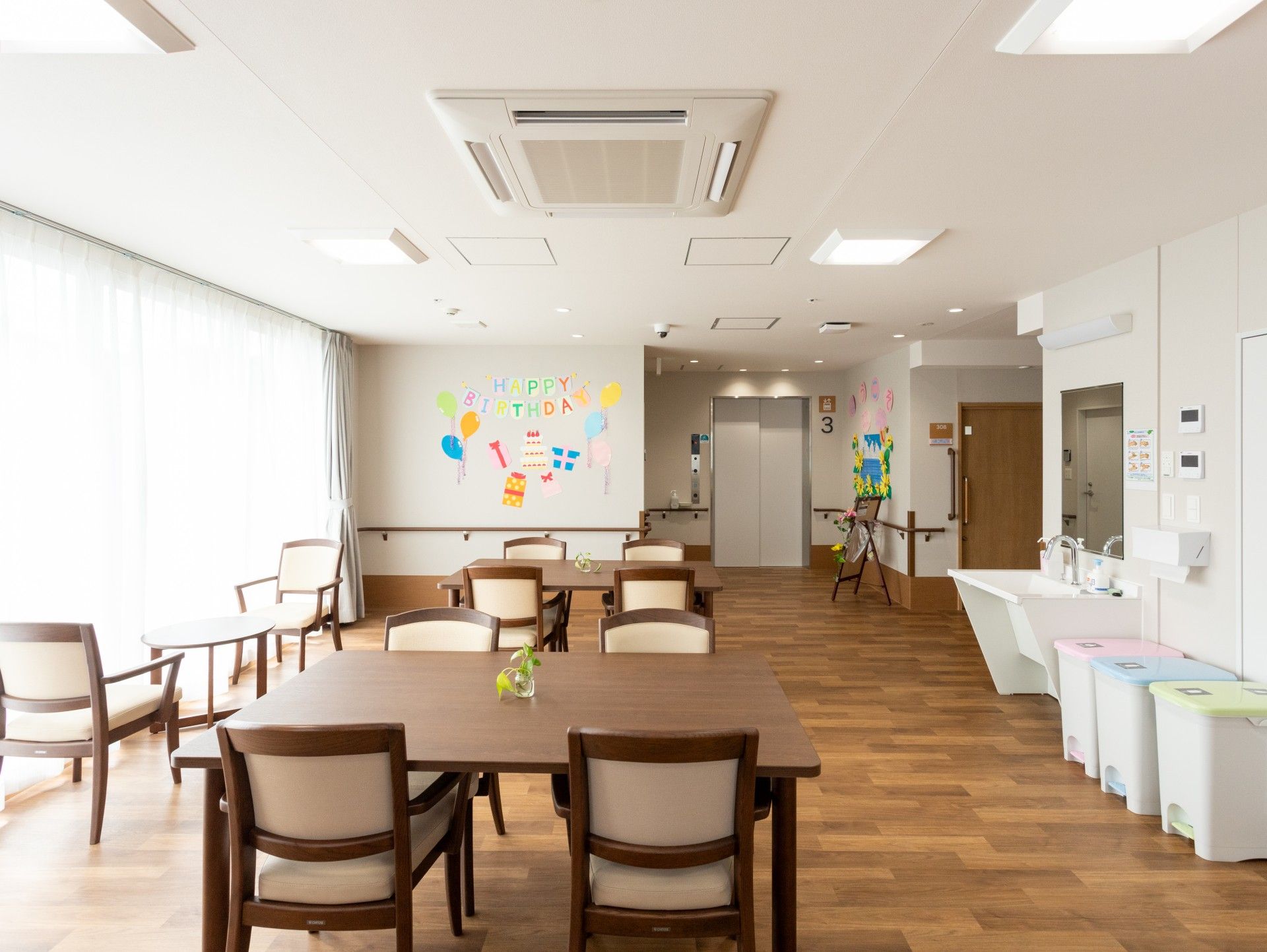誕生日会が開ける食堂