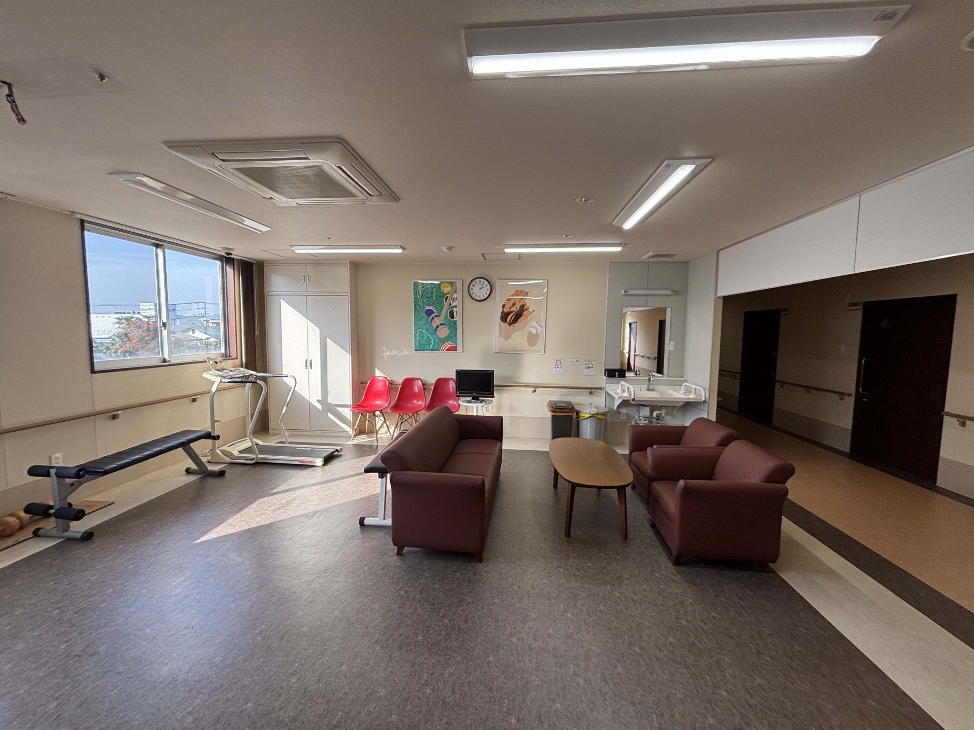 広々とした共用スペース