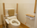 手すり付きトイレ設備