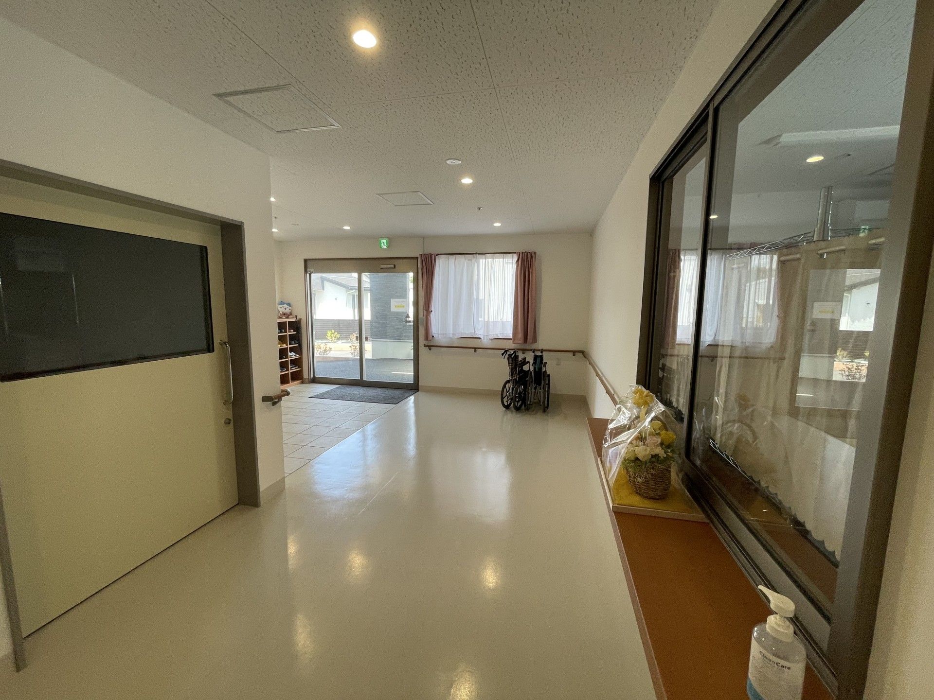明るい廊下