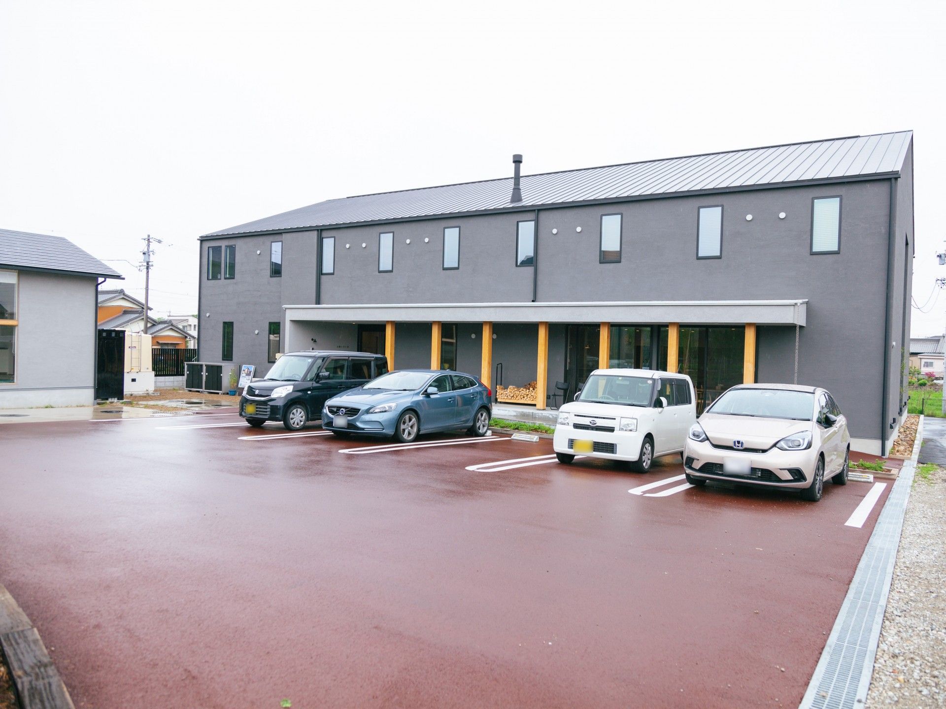新しい施設の外観