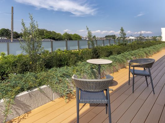 ３階ウッドデッキ