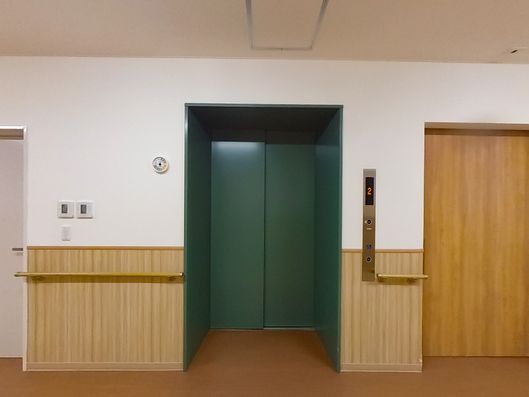 エレベーター