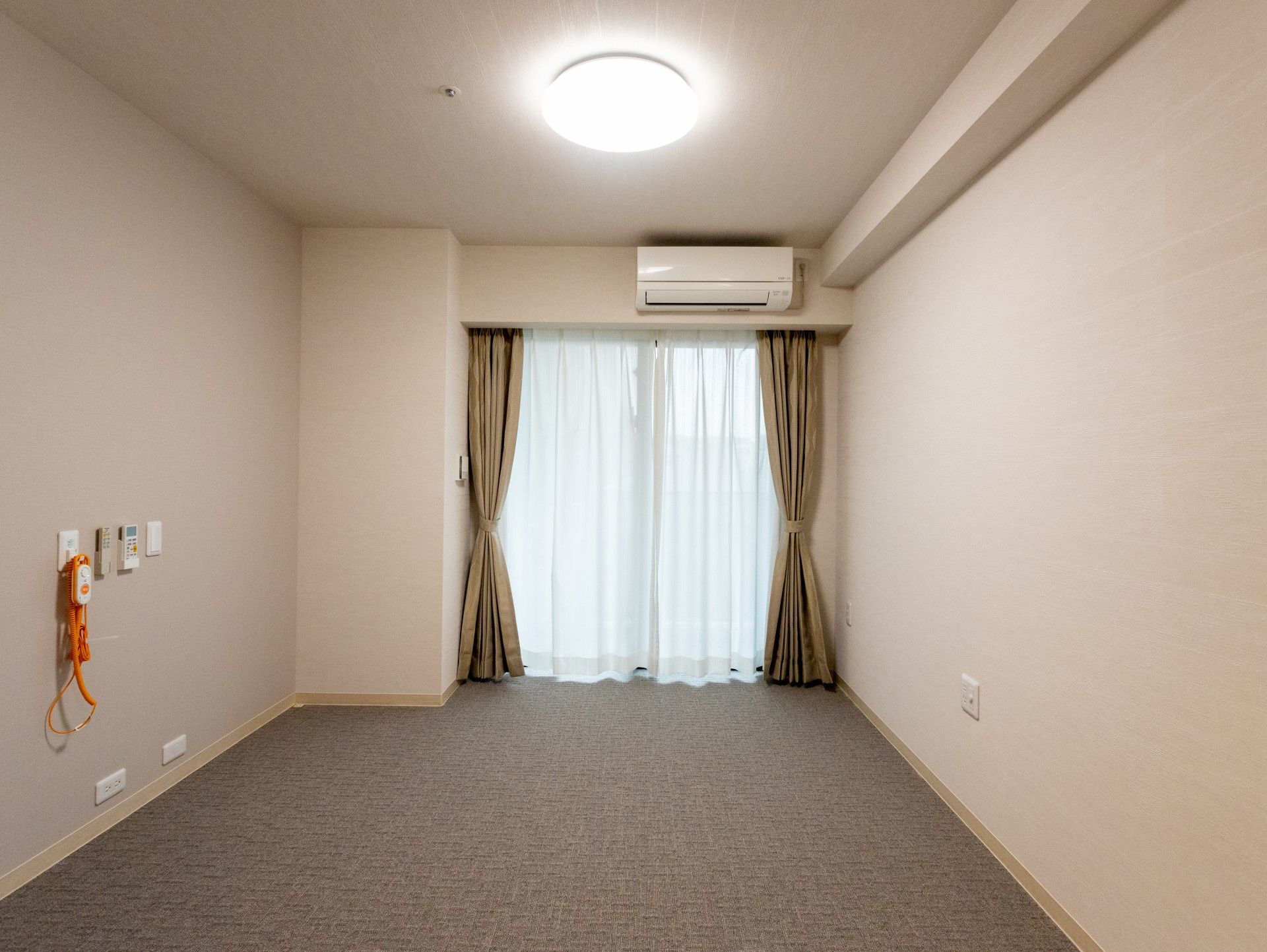 ゆったりとした居室空間