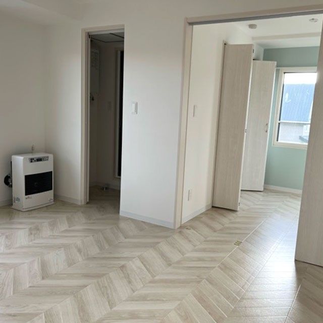 明るい室内の一角