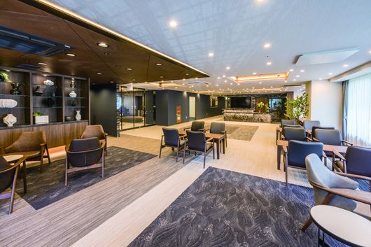 エントランスホール・ラウンジ