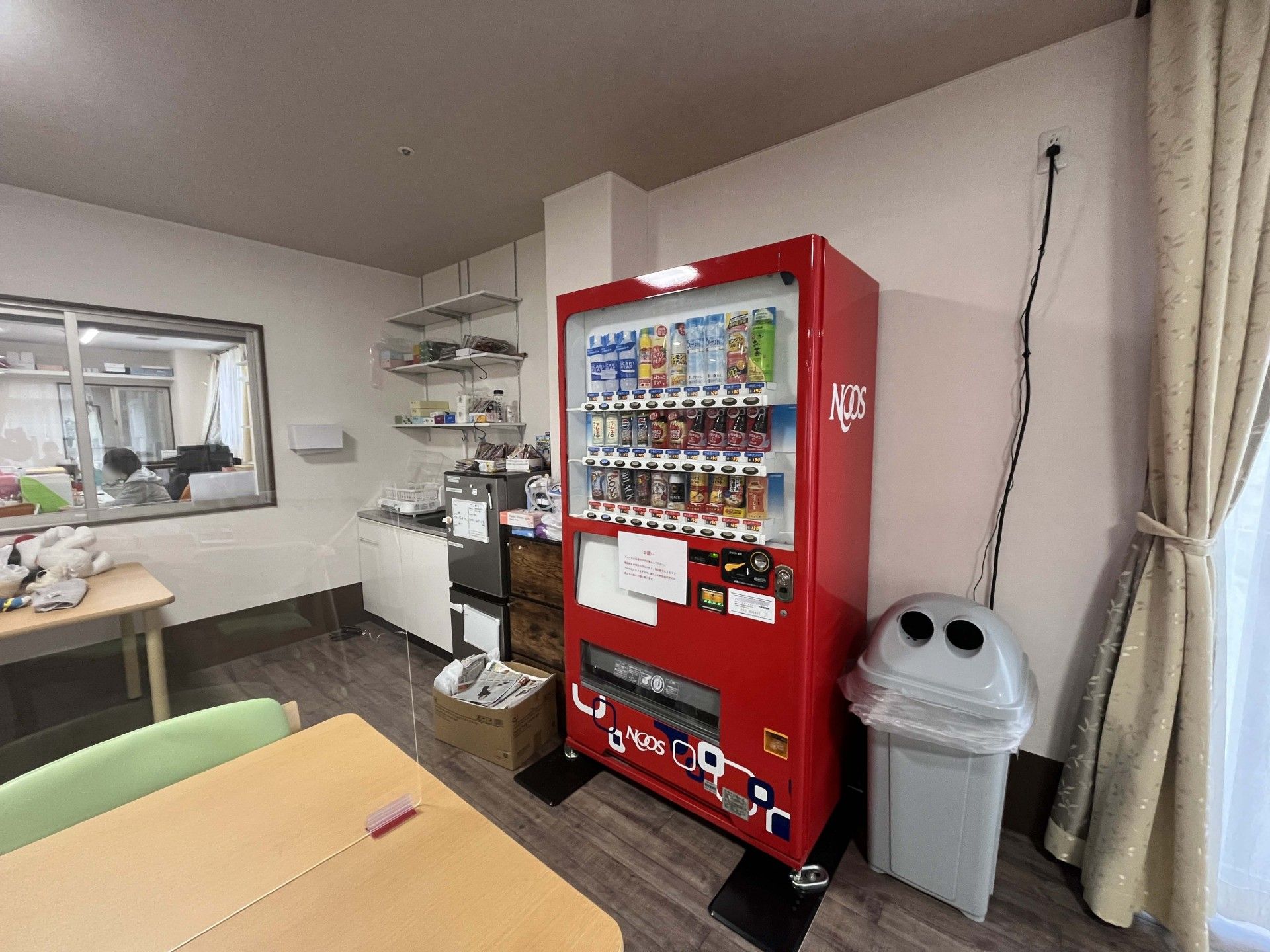 飲み物の自動販売機