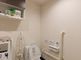 清潔で広々としたトイレ