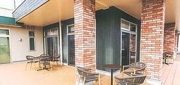 屋外休憩スペース