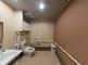 バリアフリー設計のトイレ空間