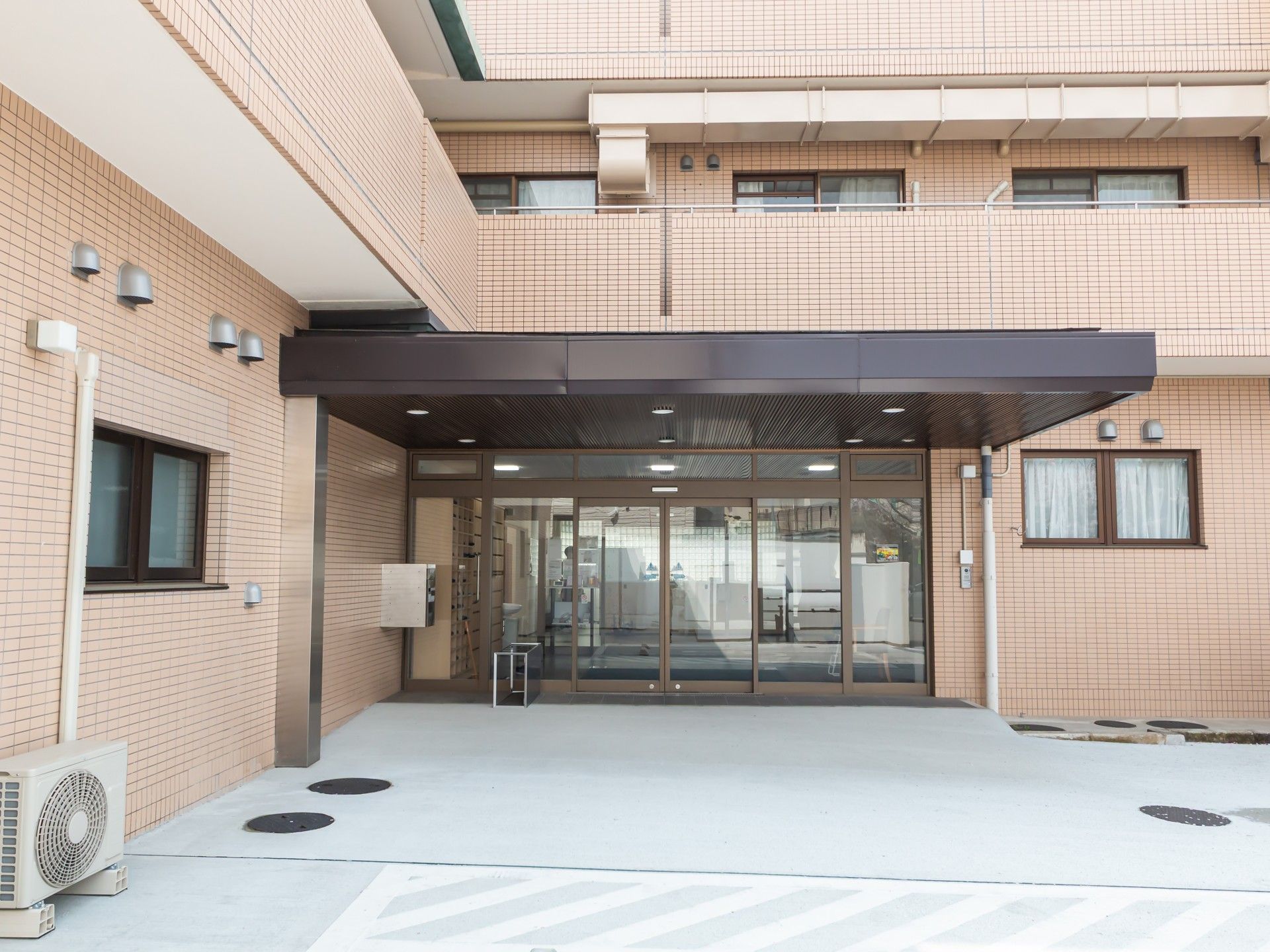 広いエントランス
