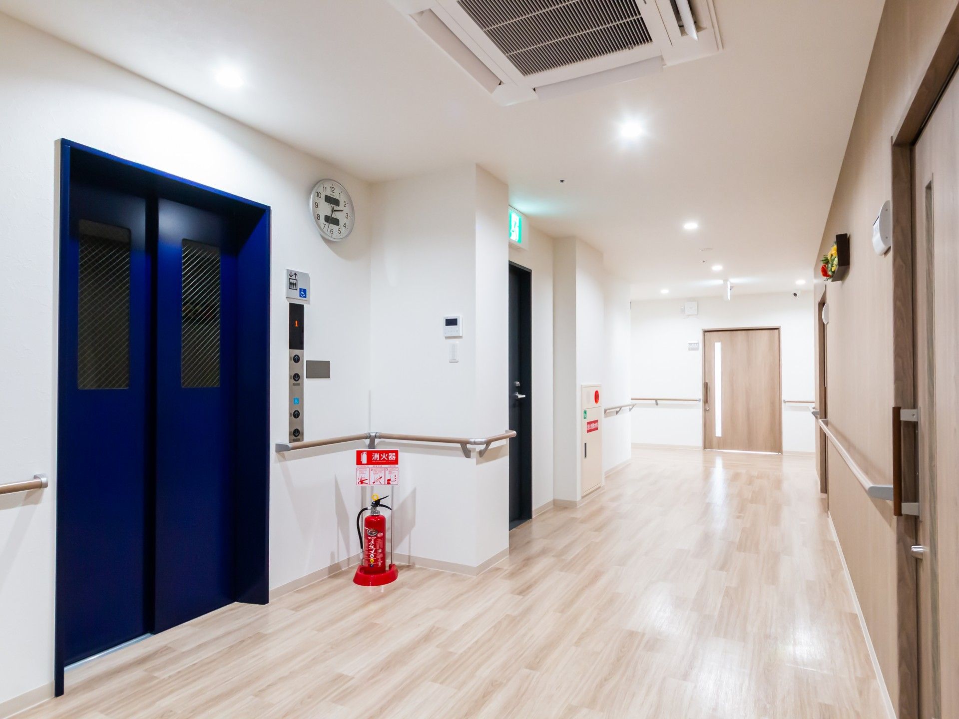 安全に配慮した廊下