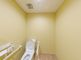 バリアフリー設計のトイレ空間